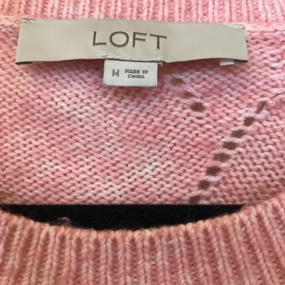LOFT Pink Crewneck Sweater Size M - Picture 2 of 4